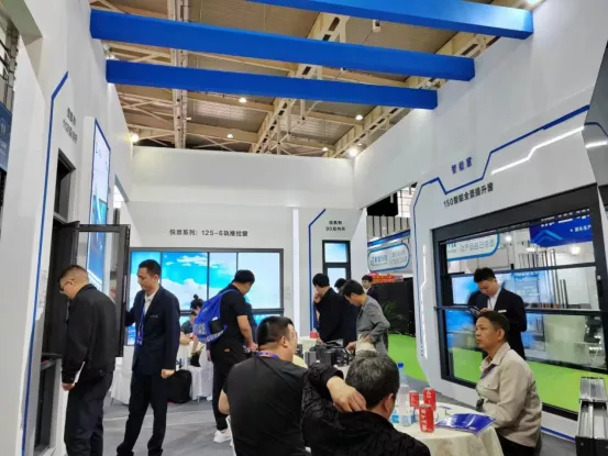 2023年参加DCDE第十届南京门窗定制展